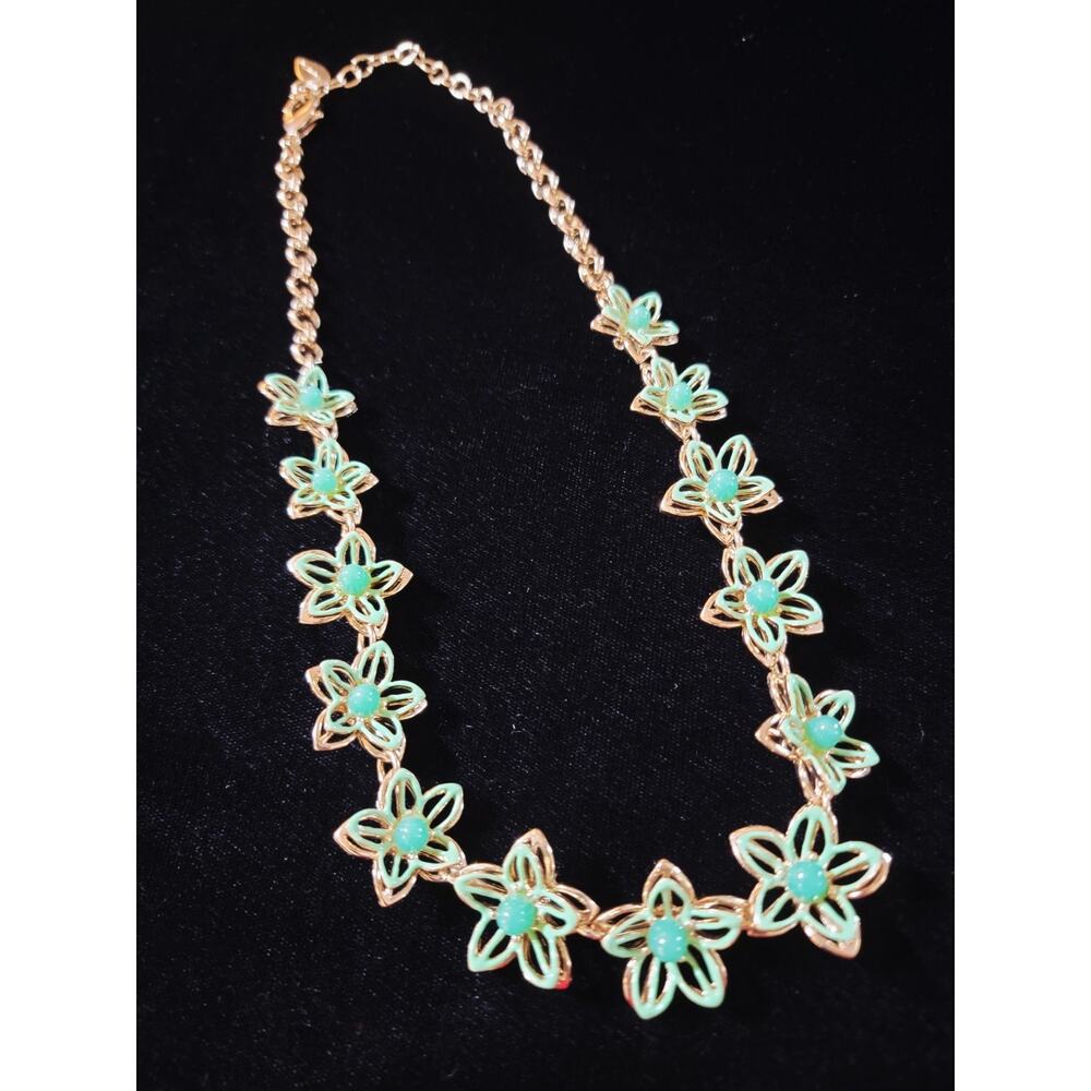 Coldwater Creek Green Necklace Green Enamel, Cabochon and Gold tone 18-21"